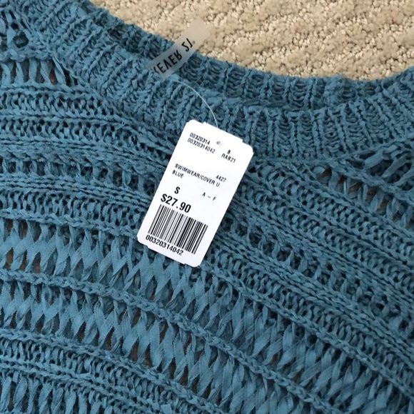 Forever 21 Blue Beach Coverup - Picture 4 of 4